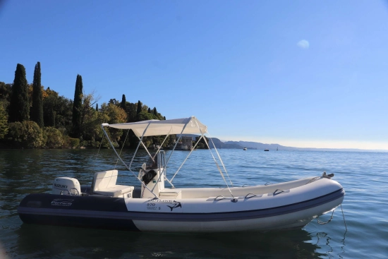 Ferrario 0utline 570 + Suzuki 40 hp (NUOVO del 2026) 0utline 570 + Suzuki 40 hp (NUOVO del 2026) usata in vendita