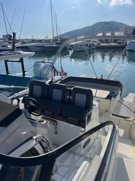 CAP Camarat JEANNEAU de segunda mano en venta