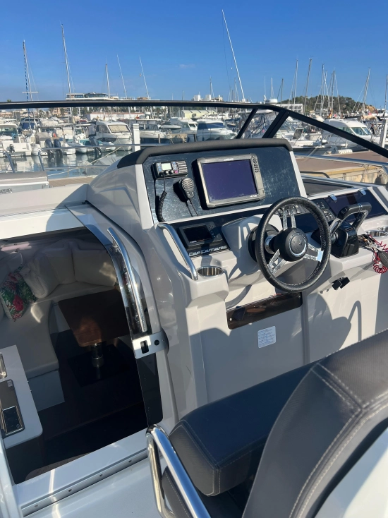 CAP Camarat JEANNEAU de segunda mano en venta