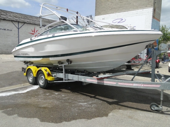Regal 2000 BOWRIDER usado à venda