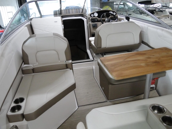 Regal 26 EXPRESS usata in vendita