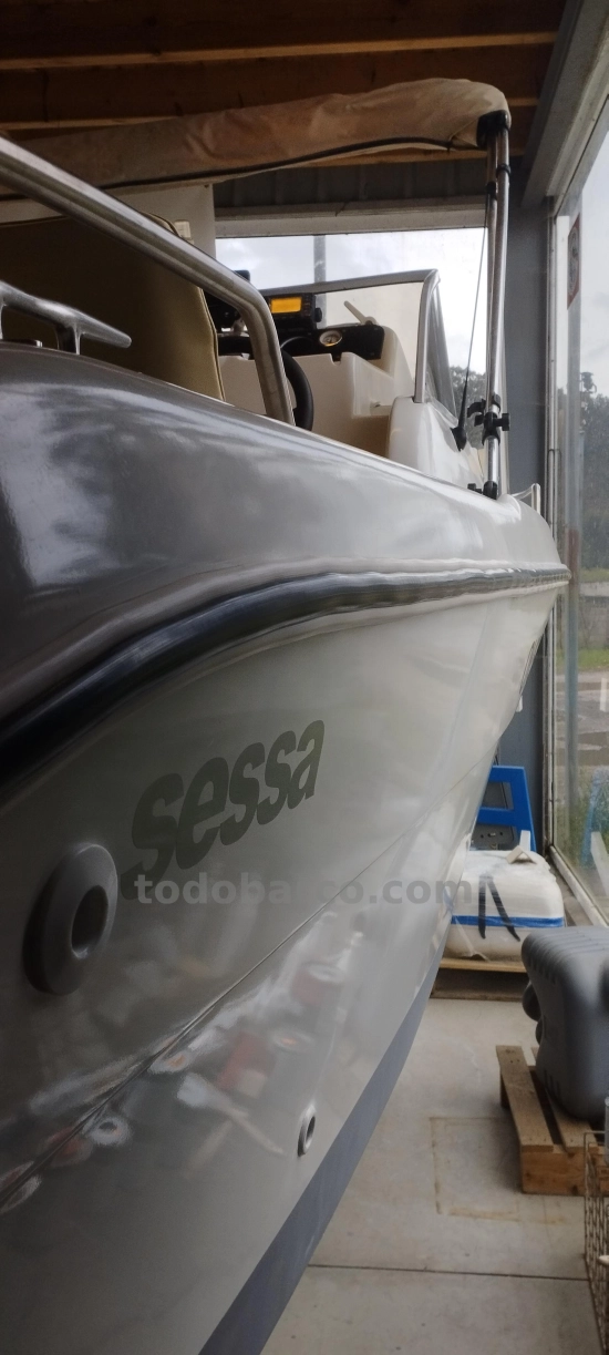 Sessa Marine OYSTER 18 usata in vendita