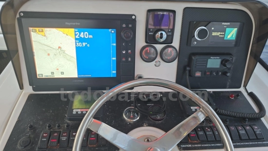 Luhrs 28 Express tuna tower de segunda mano en venta
