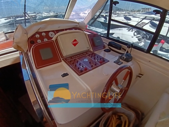 Cayman Yachts 43 WA de segunda mano en venta