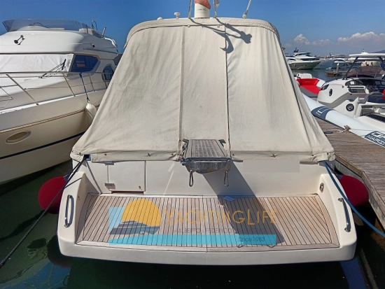 Cayman Yachts 43 WA de segunda mano en venta