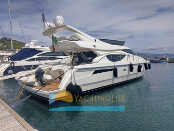 Ferretti 550 usado à venda
