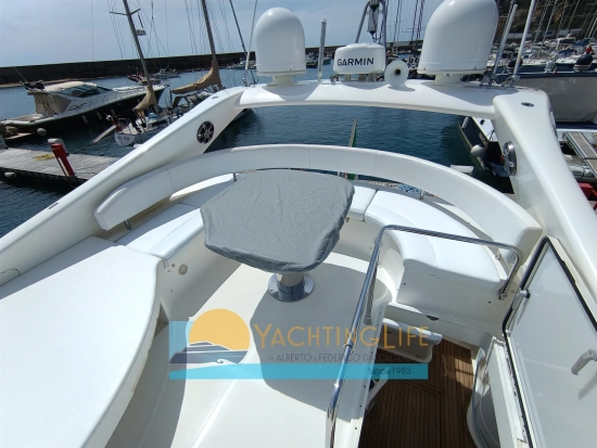 Ferretti 550 usado à venda