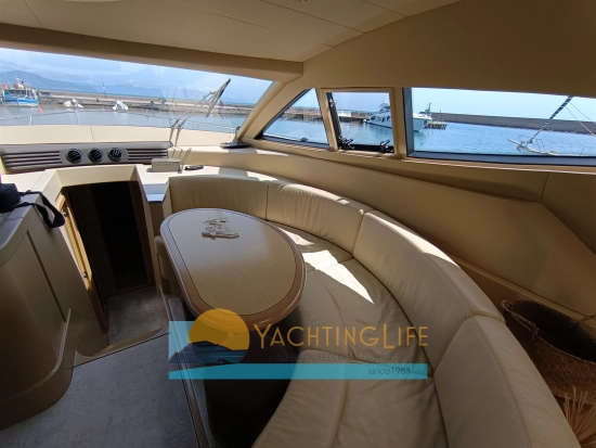 Ferretti 550 usado à venda