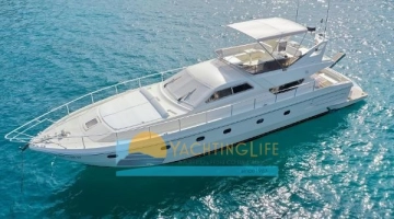Ferretti 54 FLY usado à venda