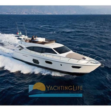 Ferretti 560 usado à venda