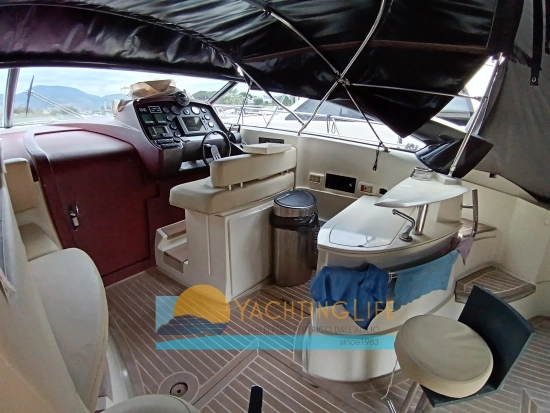 Baia ONE 43 FORCE usado à venda