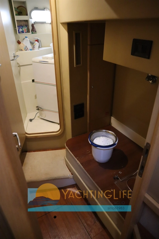 Ferretti 550 de segunda mano en venta