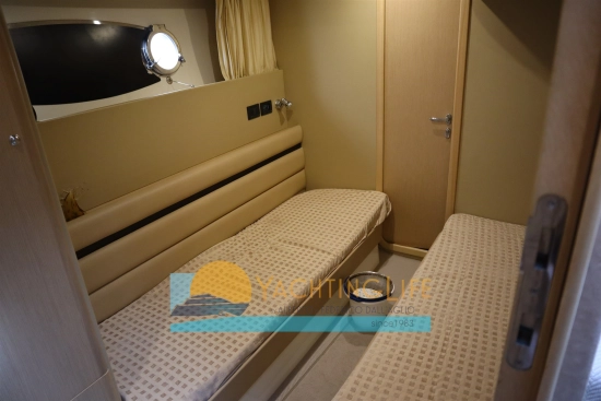Ferretti 550 de segunda mano en venta