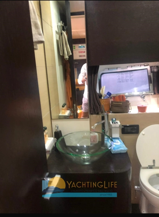 Cayman Yachts 48 WA usado à venda