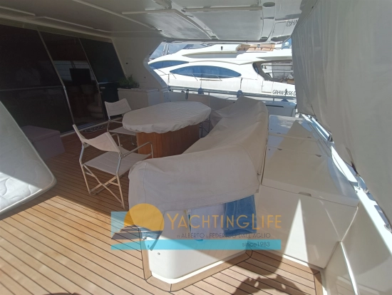 Ferretti 810 usado à venda