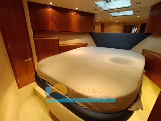 Hatteras Yachts 64 Convertible usata in vendita