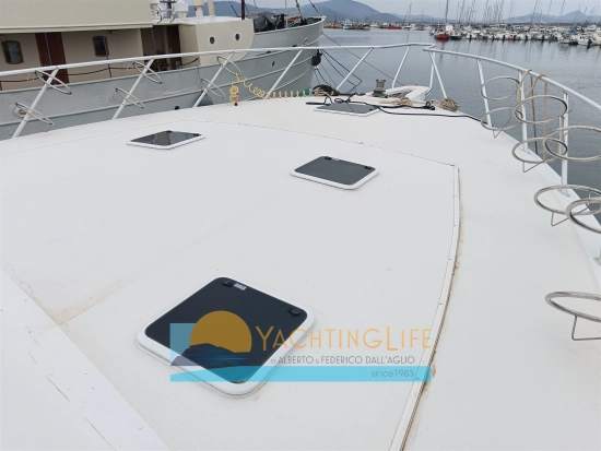 Hatteras Yachts 64 Convertible usata in vendita