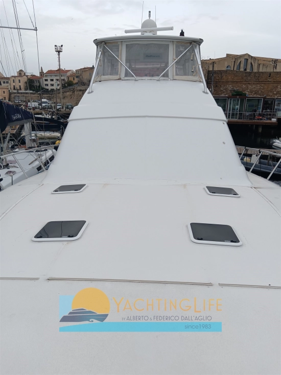 Hatteras Yachts 64 Convertible usata in vendita