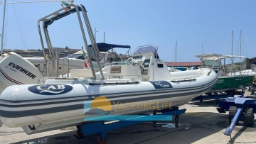 Cabo Yachts DORADO 8,70 usata in vendita