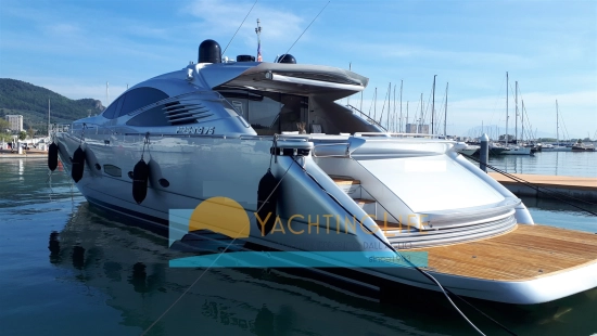 Pershing 76 usado à venda