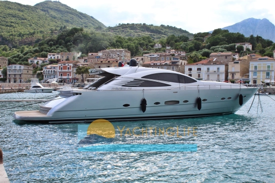 Pershing 76 usado à venda