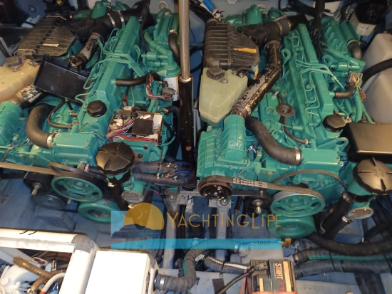Sea Ray 335 DA usata in vendita