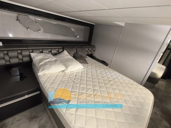 Pershing 5X usata in vendita