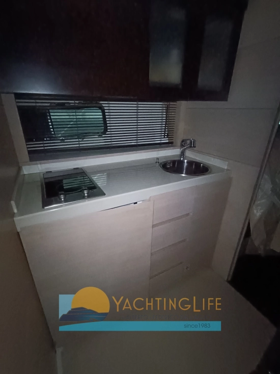 Cayman Yachts 48 WA usata in vendita