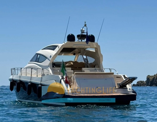 Cayman Yachts 48 WA usata in vendita