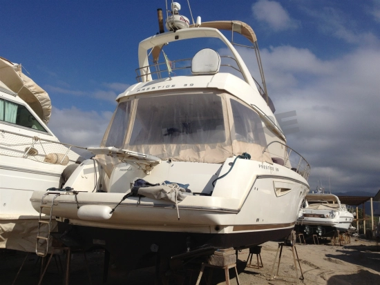 Jeanneau Prestige 39 Fly novos à venda