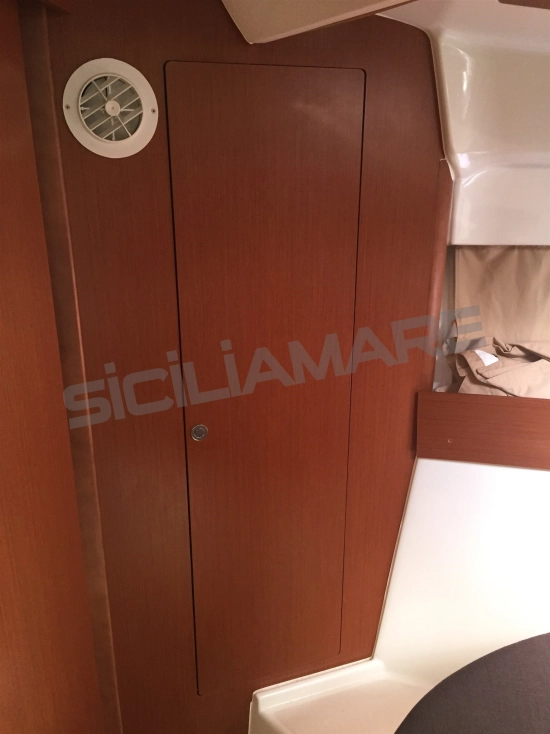 Jeanneau Merry Fisher 855 usado à venda