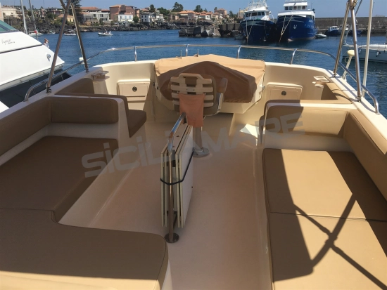 Mainship 400 Trawler usata in vendita