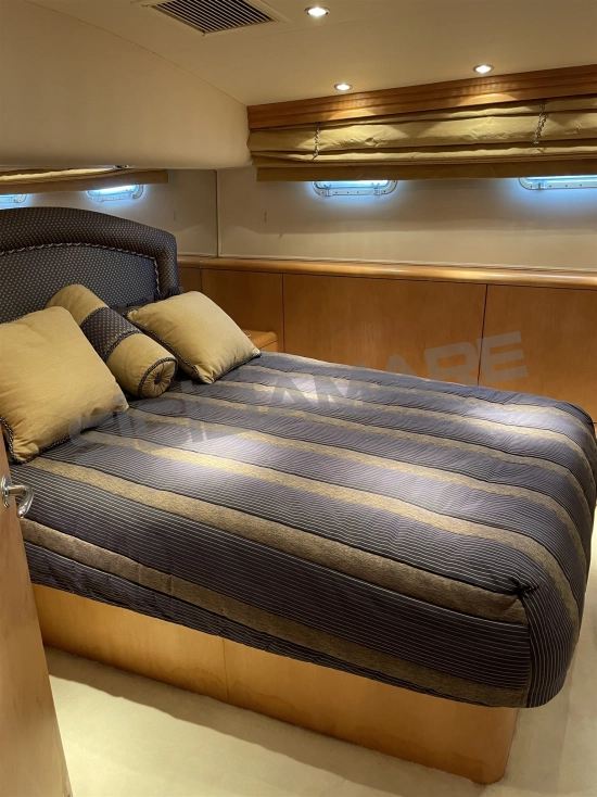 Hatteras Yachts 60 Convertible de segunda mano en venta
