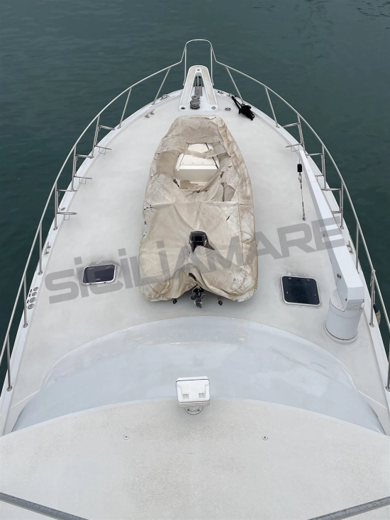 Hatteras Yachts 60 Convertible de segunda mano en venta