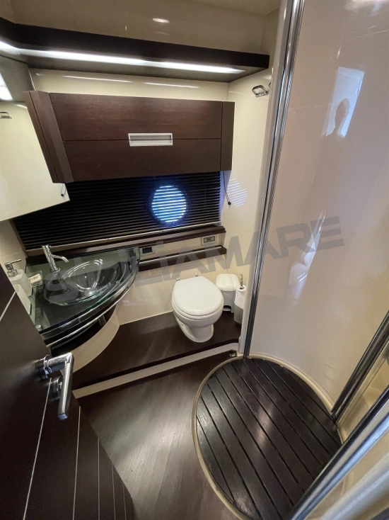 Azimut 68S usado à venda