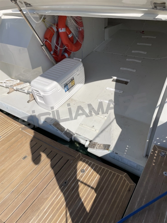Azimut 68S usado à venda