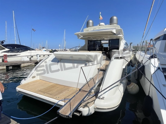 Azimut 68S usado à venda