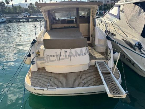 Prestige 440 S usado à venda