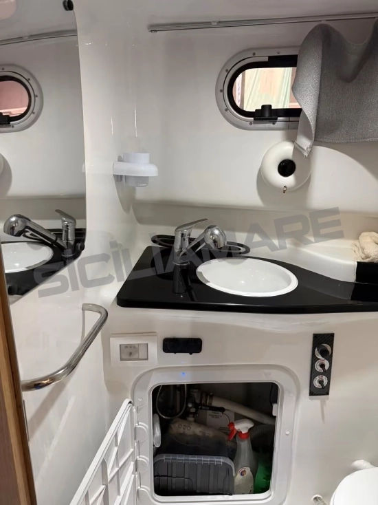 Saver 750 Cabin usado à venda