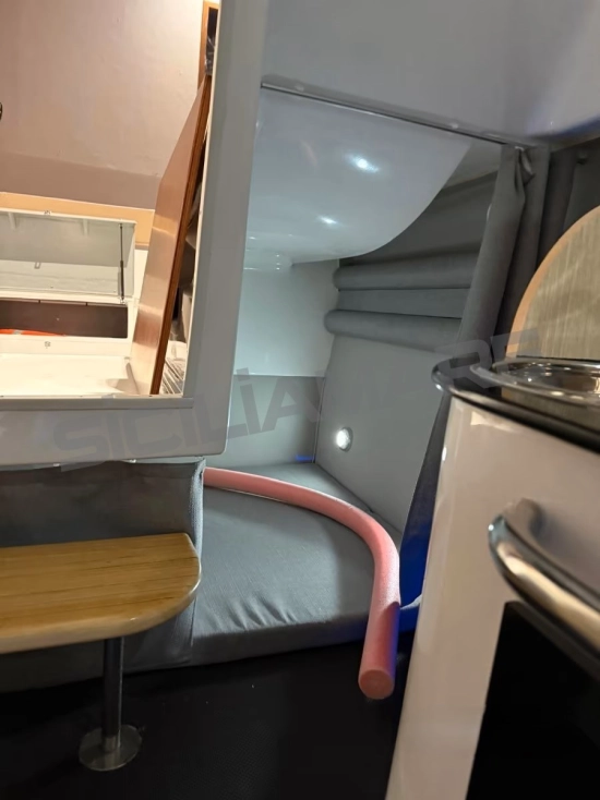 Saver 750 Cabin usado à venda