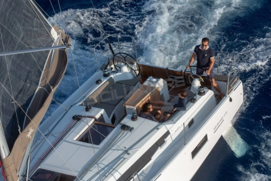 Jeanneau Sun Odyssey 410 nuevo en venta