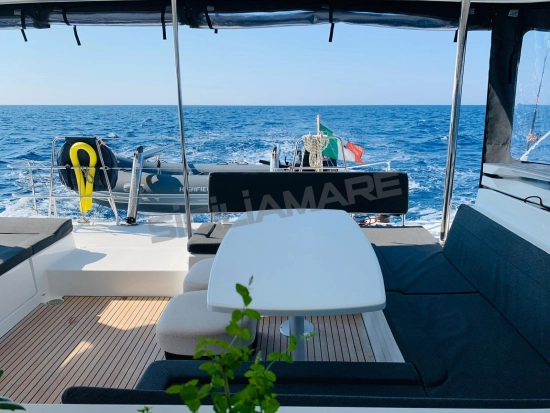 Lagoon 450 usata in vendita