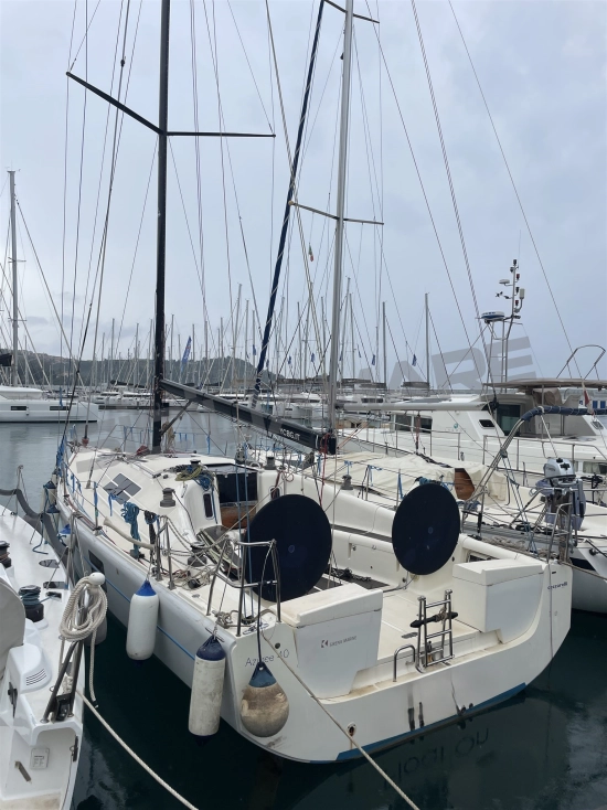 Sirena Marine AZUREE 40 usado à venda
