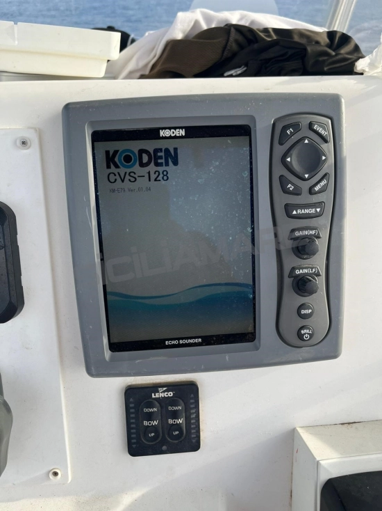 Century boats 2400 CC usata in vendita