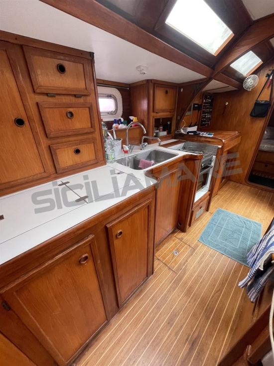 Van Den Doorn Atlantis 460 usado à venda