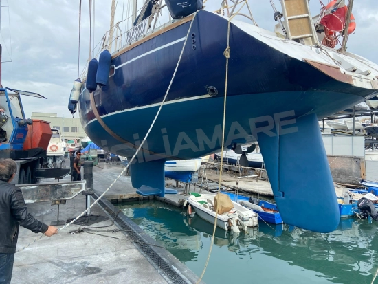 Van Den Doorn Atlantis 460 usado à venda