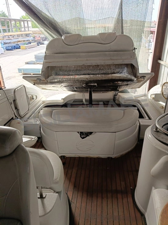 Crownline 315 SCR usata in vendita