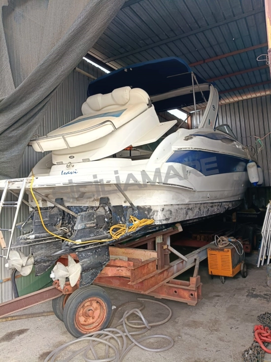 Crownline 315 SCR usata in vendita