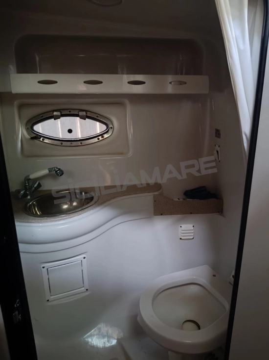 Crownline 315 SCR usata in vendita