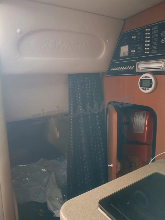Crownline 315 SCR usata in vendita